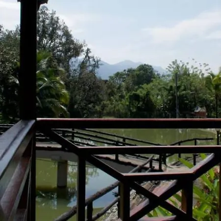 Villa Dlina Janda Baik Bentong Exterior photo