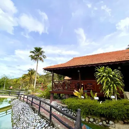 Villa Dlina Janda Baik Bentong Exterior photo