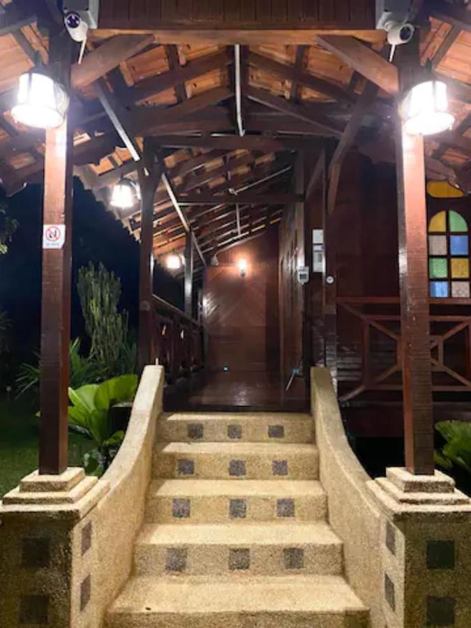 Villa Dlina Janda Baik *