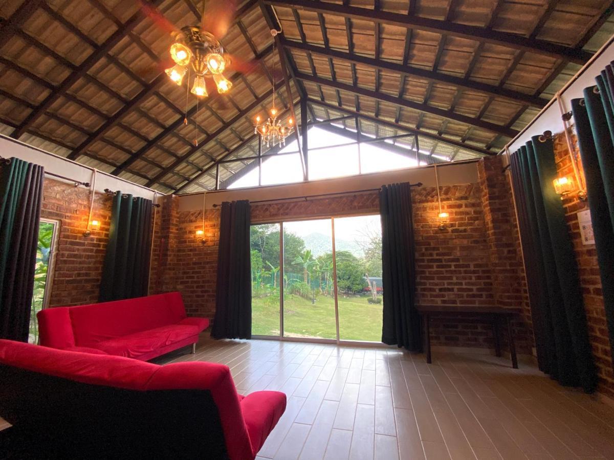 Dlina Janda Baik Villa